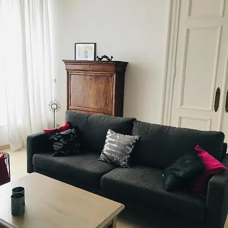 Gite Le Cerf Pantin Saint-Hubert Exterior photo
